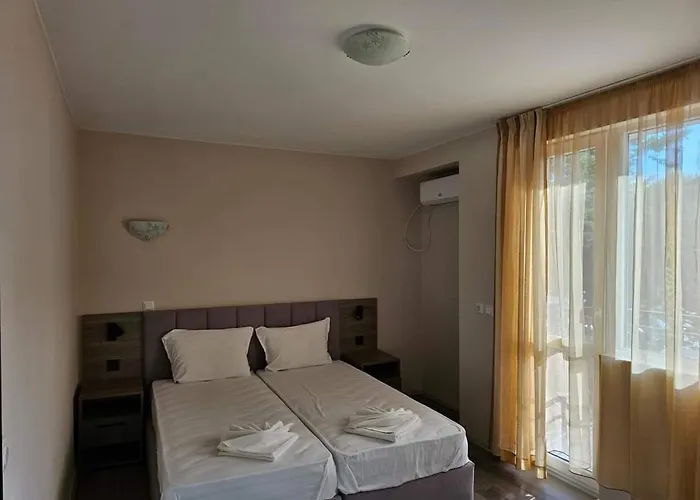 Lotos * Kiten (Burgas)